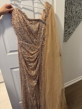 SHEIN Champagne Gold Sequin Strapless Evening Gown with Tulle Sash